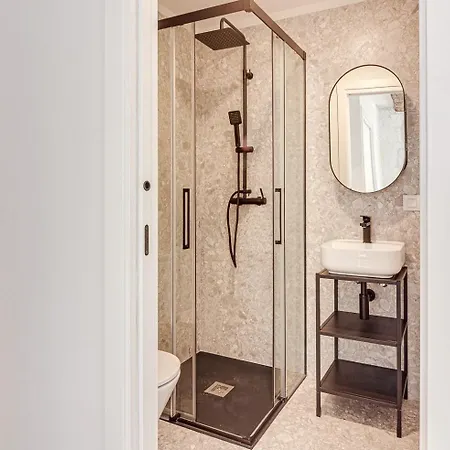 Old Quarter Boutique * Ла-Корунья